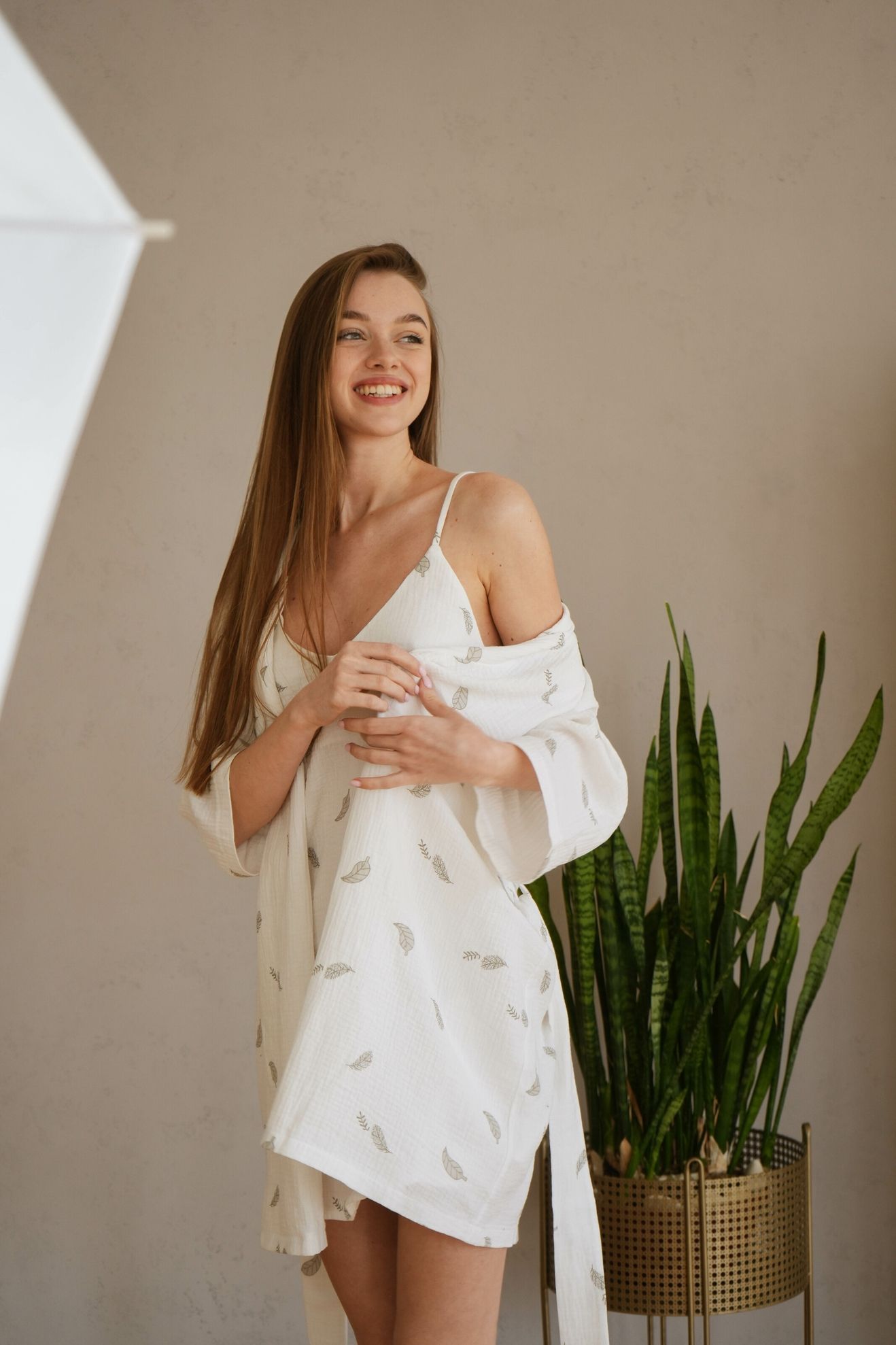 Сорочка "Aurora" біла принт пір&rsquo;&lrm;я, XL